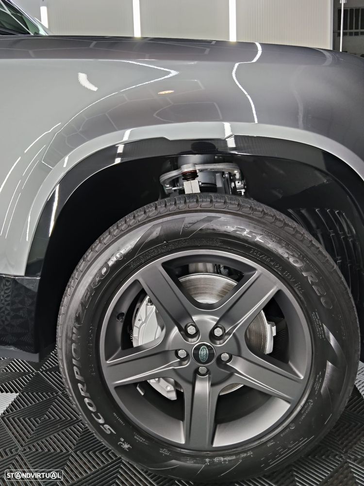 Land Rover Defender 2.0 P400e 110 AWD X-Dynamic HSE - 9