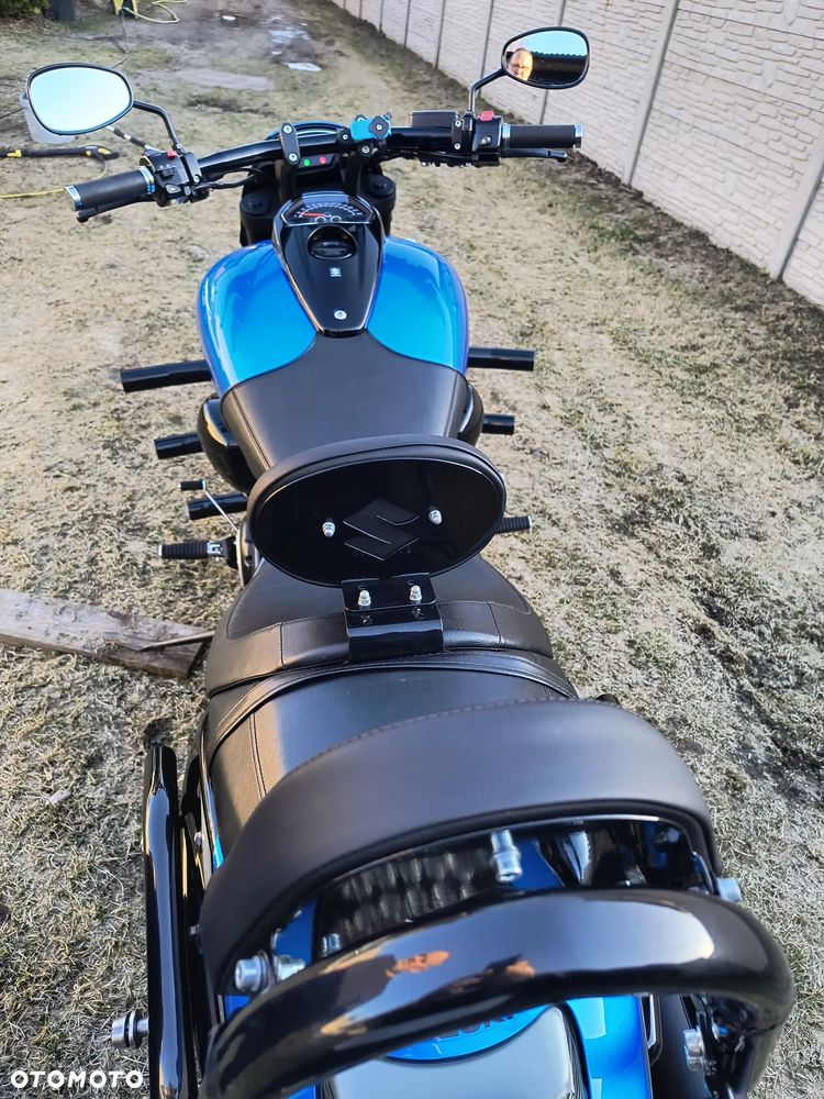 Suzuki Boulevard - 20