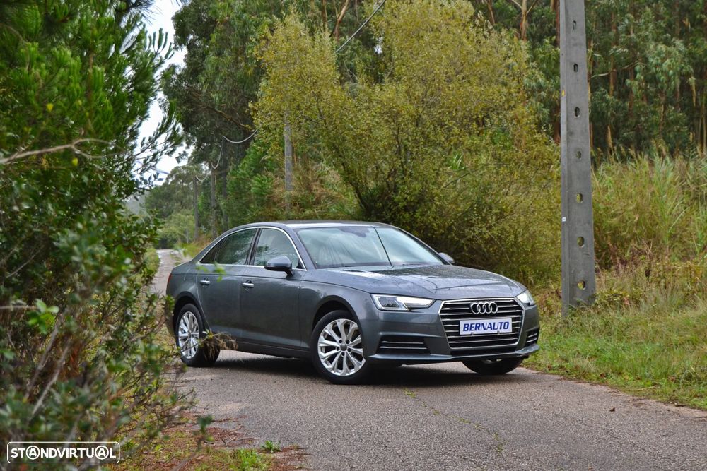 Audi A4 2.0 TDI Design - 6