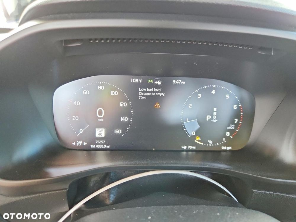 Volvo XC 40 T5 AWD R-Design - 11