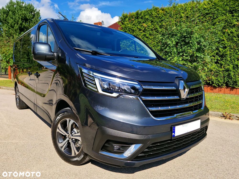 Renault Trafic 2.0 dCi - 13