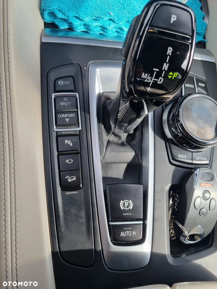 BMW X6 xDrive40d - 14
