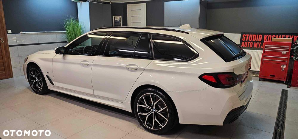 BMW Seria 5 520d xDrive mHEV M Sport sport - 4