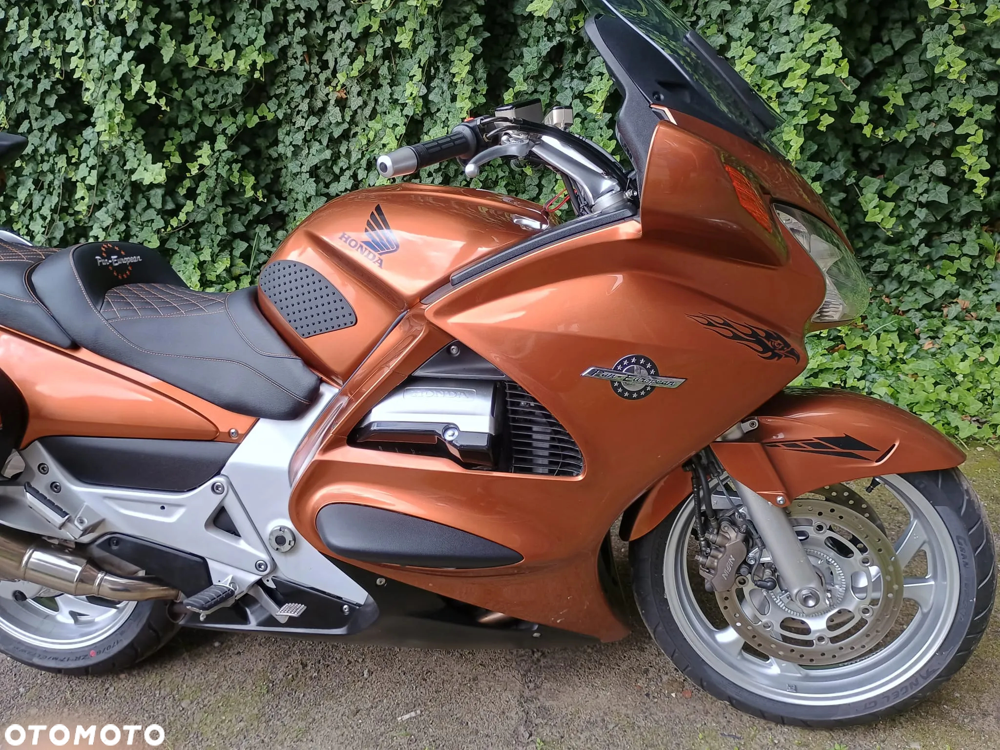 Honda ST - 8