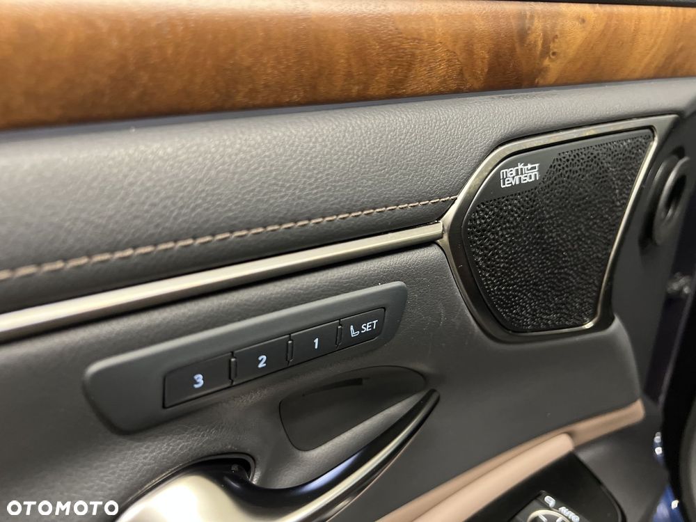 Lexus ES 300h Prestige - 22