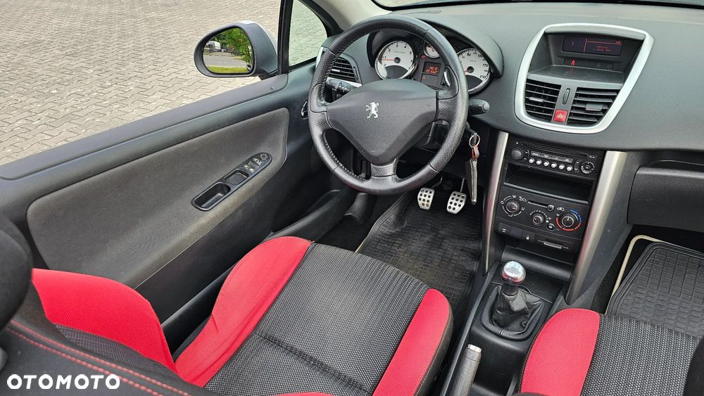 Peugeot 207 - 11