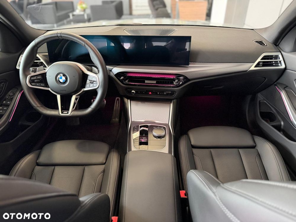 BMW Seria 3 320i M Sport - 10