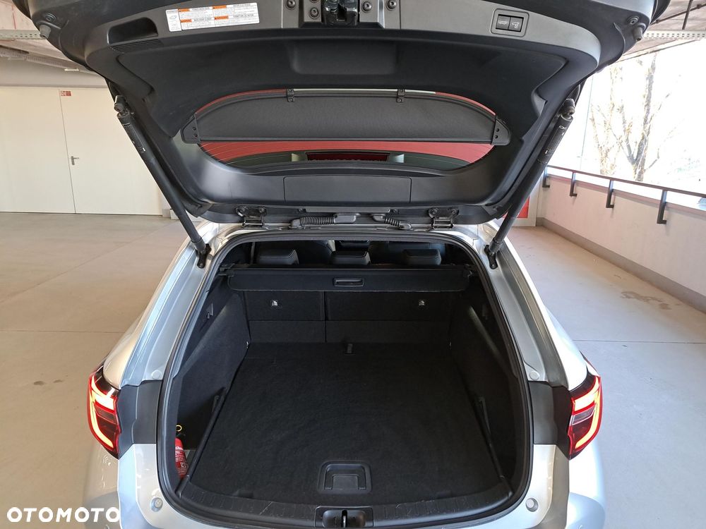 Toyota Corolla 1.8 Hybrid Style - 14