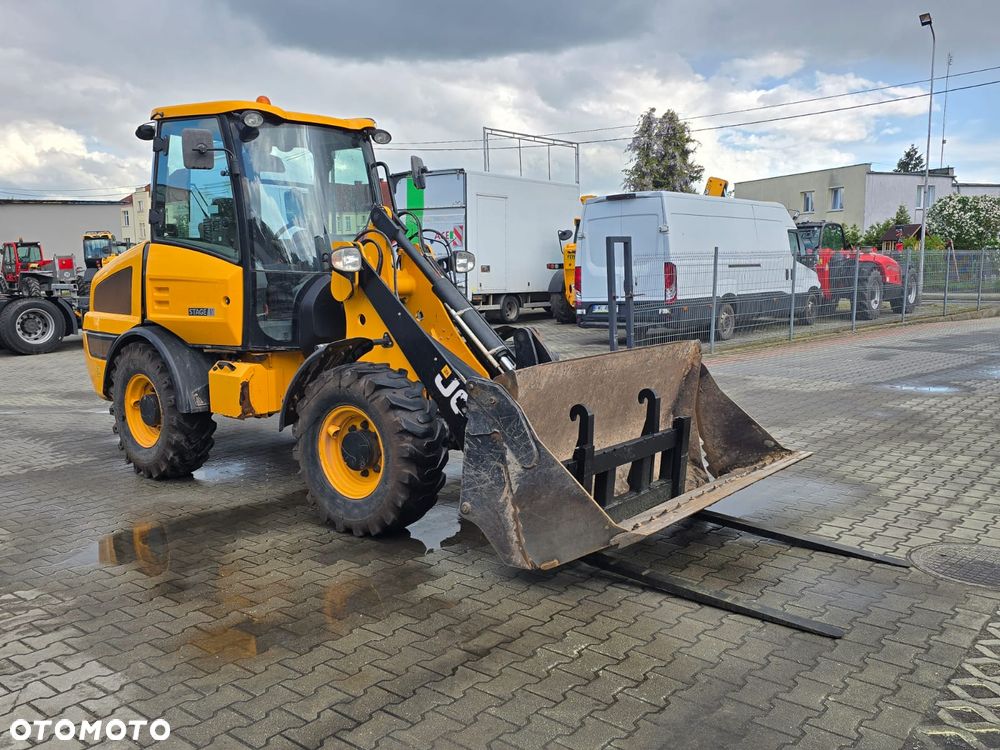 JCB 406 SVC - 7