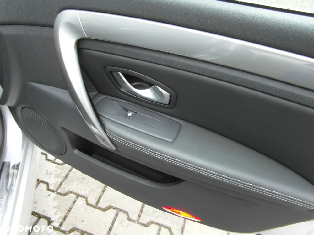 Renault Laguna ENERGY dCi 175 FAP Start & Stop GT - 31
