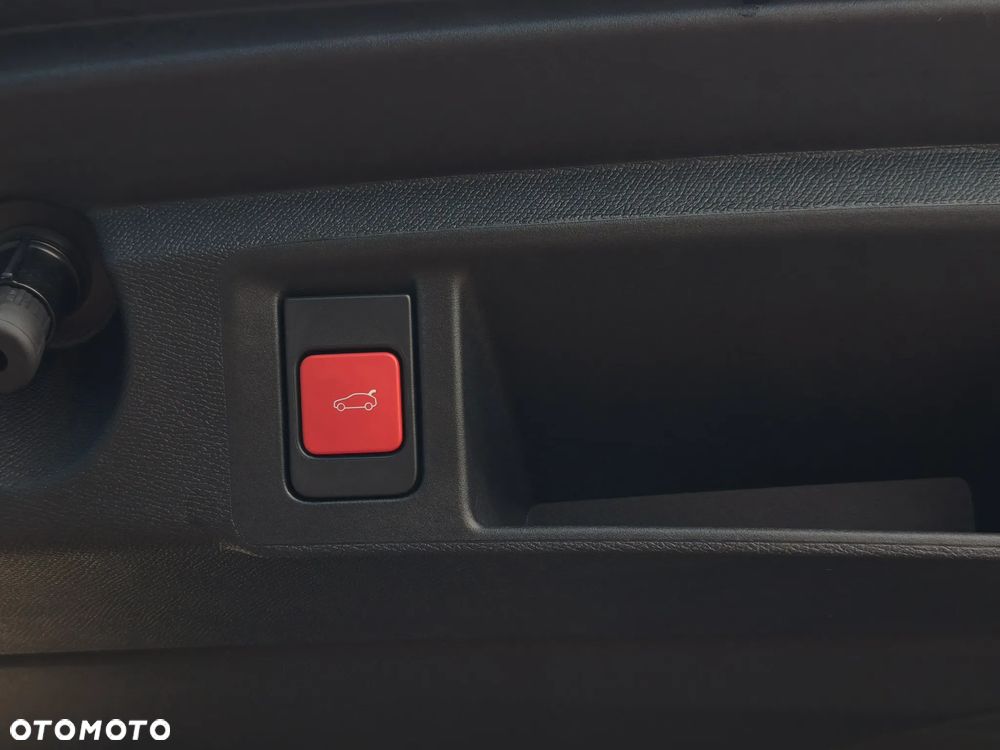 Peugeot 308 1.5 BlueHDi GT S&S EAT8 - 17