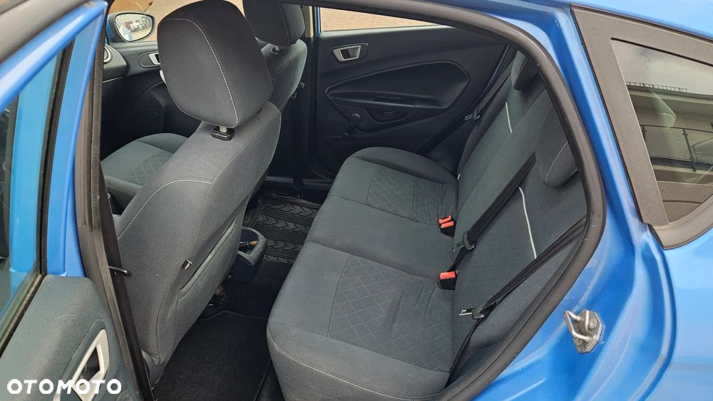 Ford Fiesta 1.25 Gold X EU5 - 6