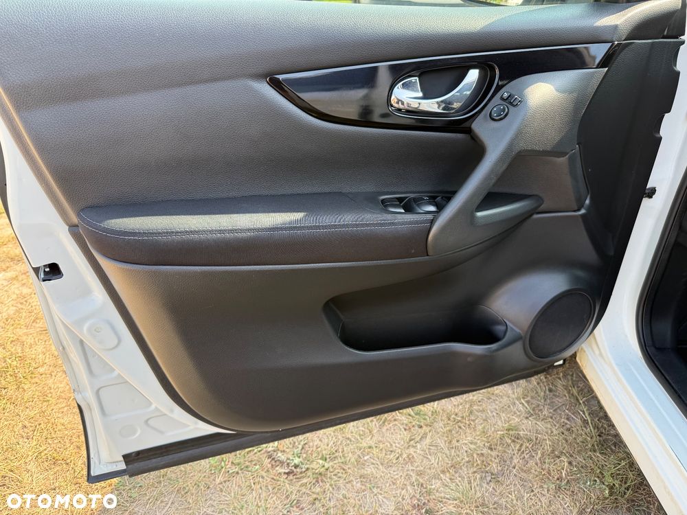 Nissan Qashqai 1.6 DIG-T Tekna - 14