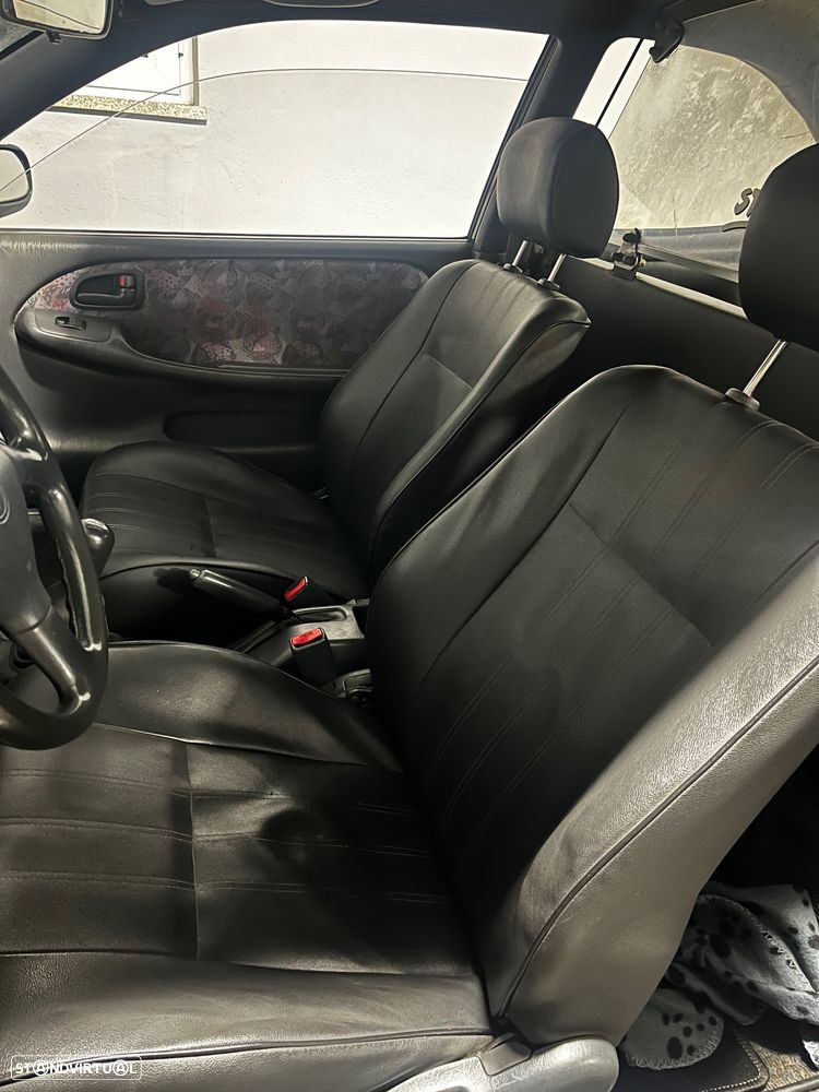Toyota Corolla - 6