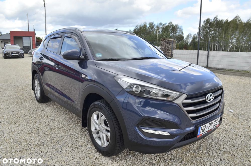 Hyundai Tucson blue 1.6 GDi 2WD Intro Edition - 12