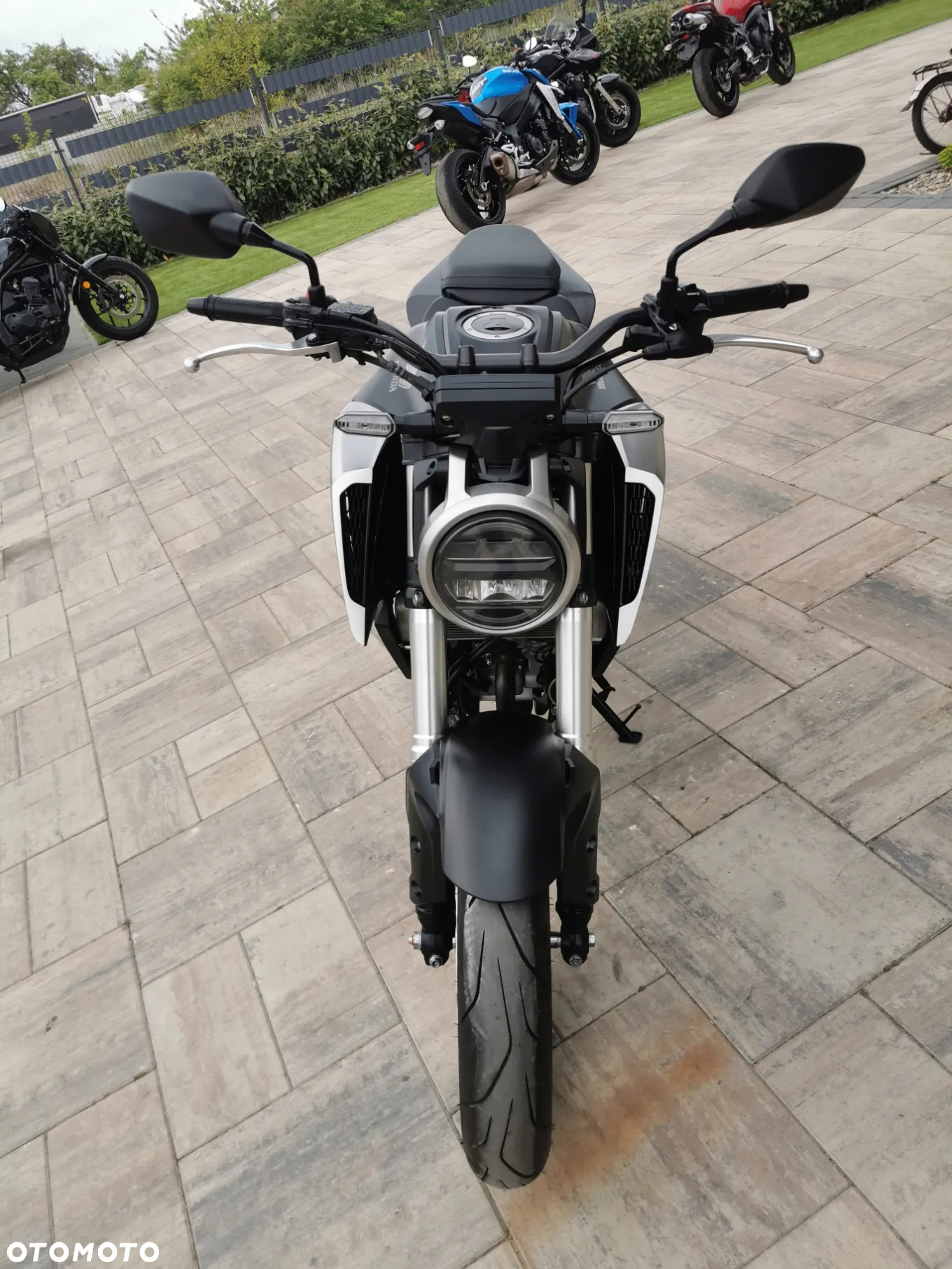 Honda CB - 27
