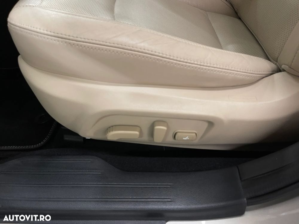 Subaru Outback - 22