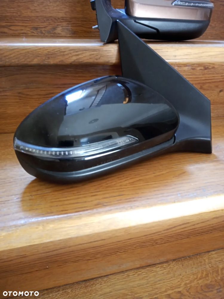 Lusterko. HYUNDAI I 20 lewe  prawe 6 pin pin - 3