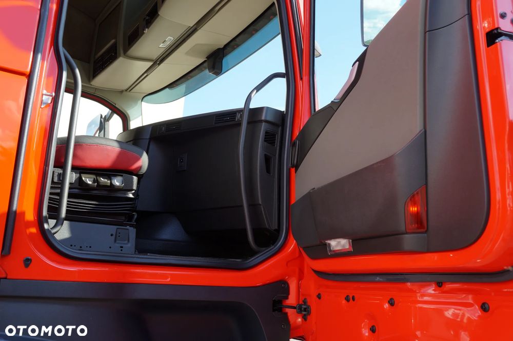 Volvo FH 4 EURO 6 GLOBETROTTER PEŁEN SERWIS HYDRAULIKA - 17