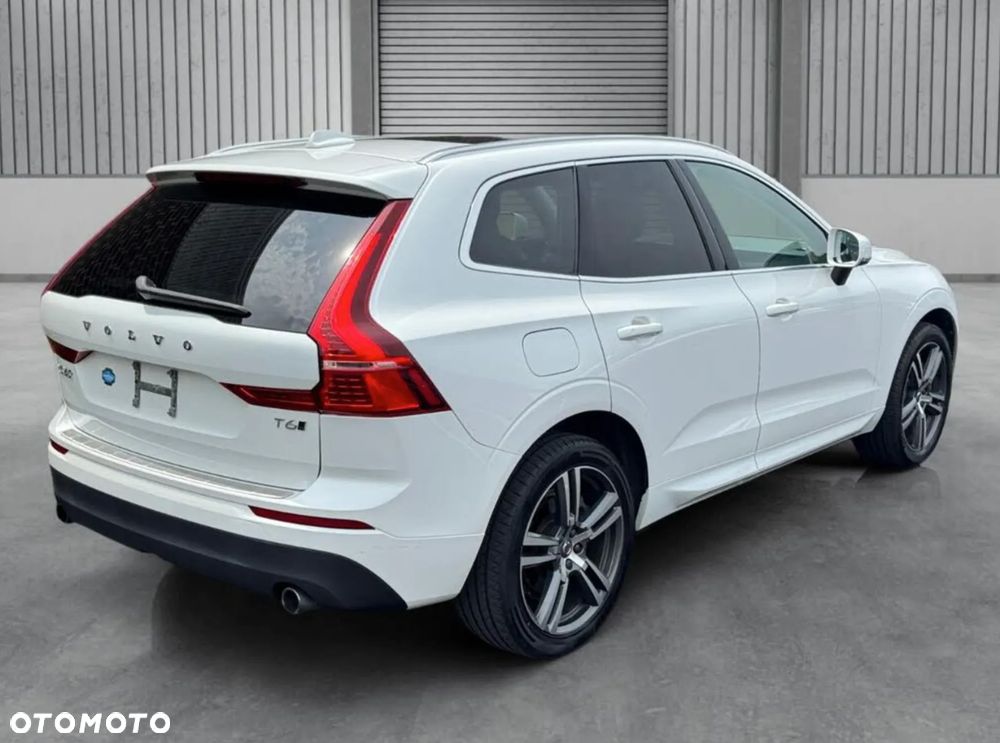 Volvo XC 60 T6 AWD Momentum - 11