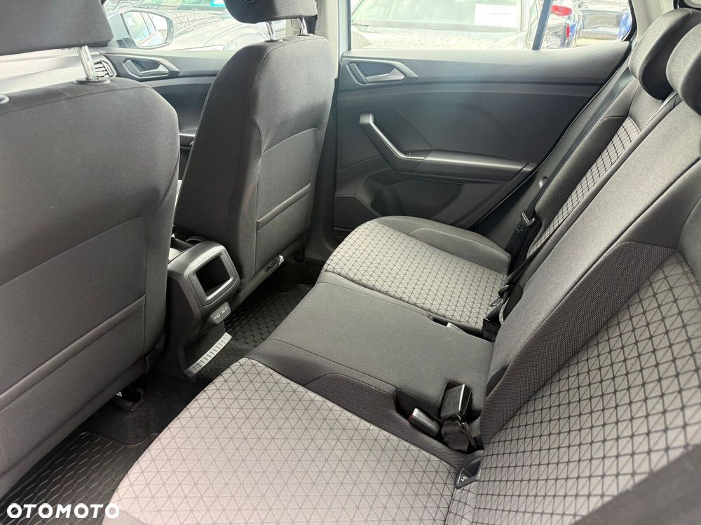 Volkswagen T-Cross - 15