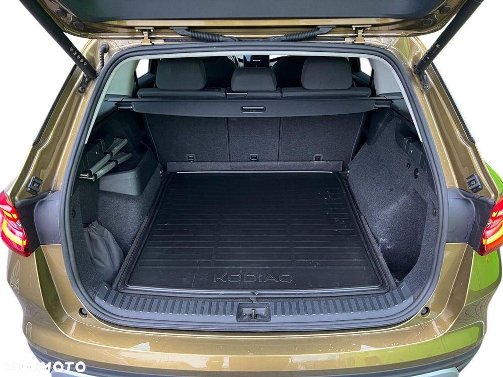 Skoda Kodiaq 1.5 TSI mHEV 4x2 Selection DSG - 25