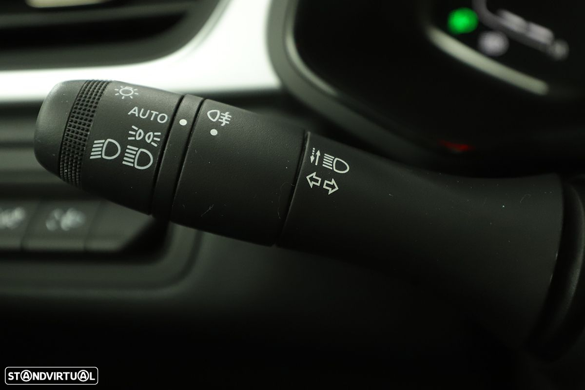 Renault Captur 1.0 TCe Techno Bi-Fuel - 17