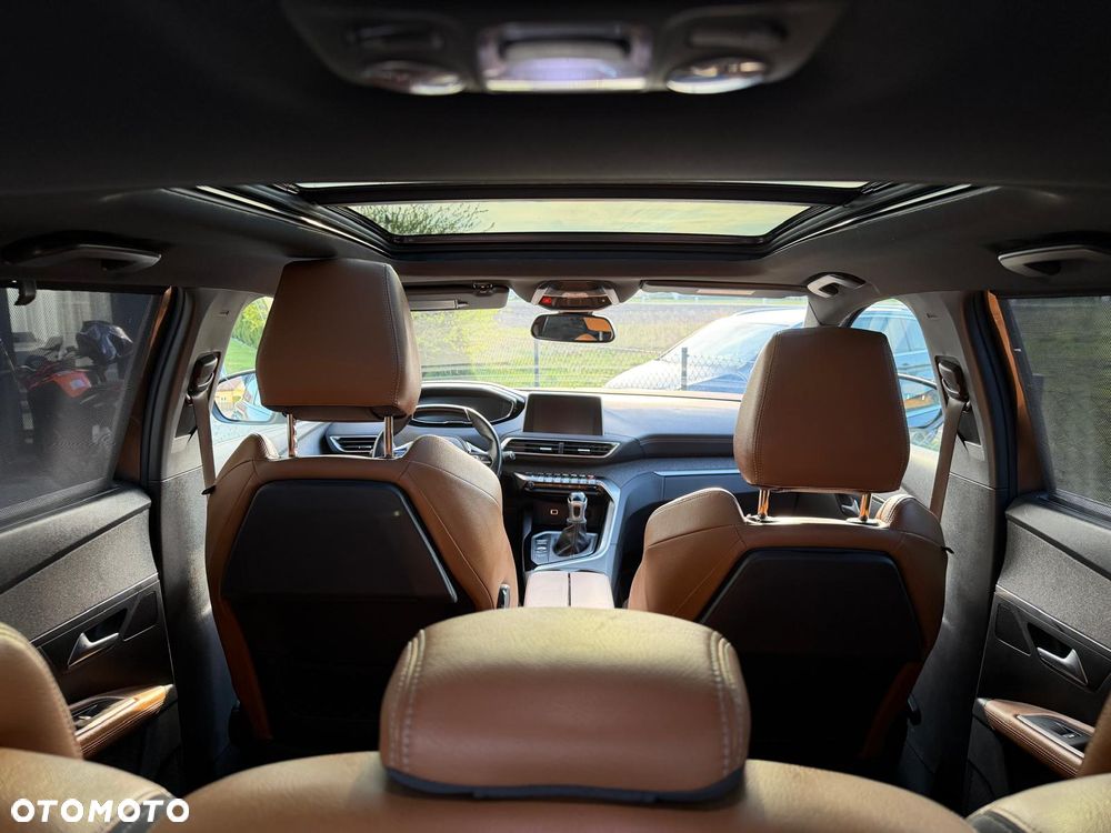 Peugeot 5008 - 21