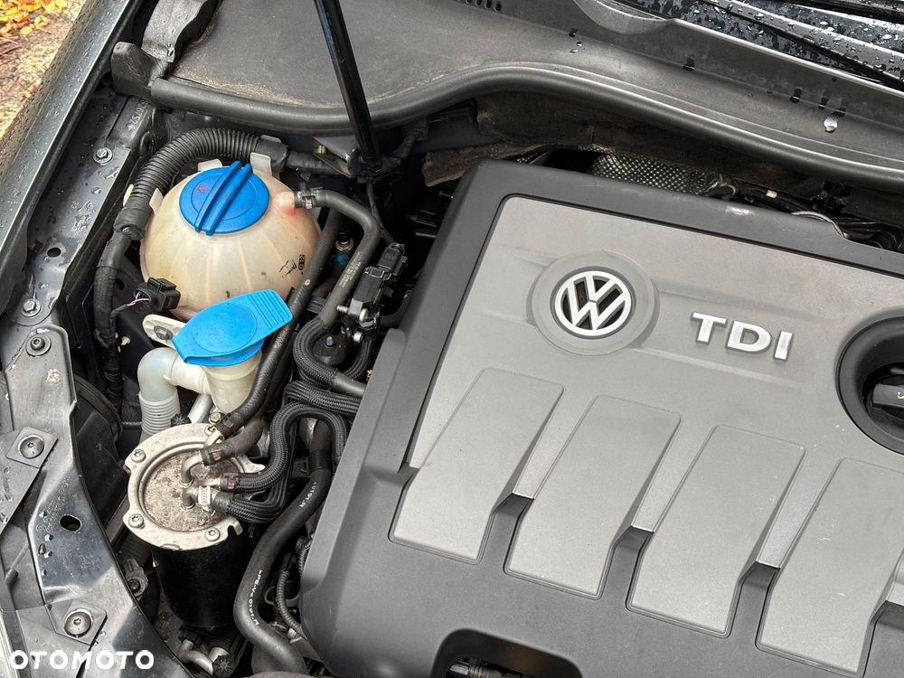 Volkswagen Golf 1.6 TDI Comfortline - 22