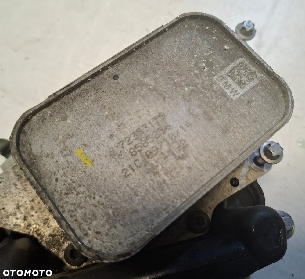 MINI COOPER ONE F56 15r POSTAWA FILTRA OLEJU CHŁODNICZKA 72353179 - 2