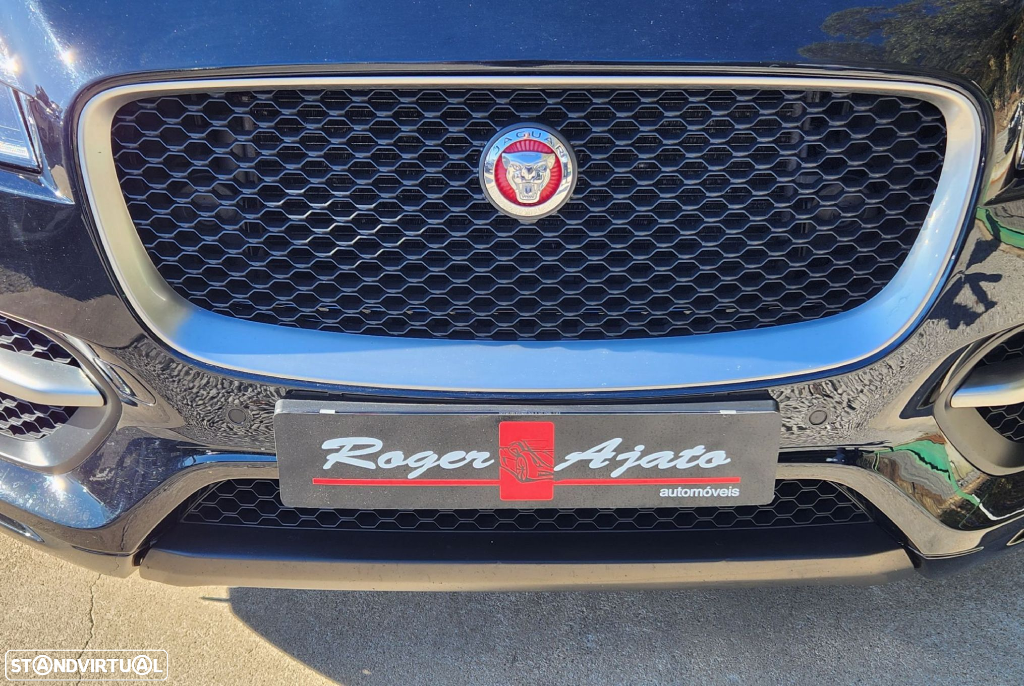 Jaguar F-Pace 2.0 i4D R-Sport - 11