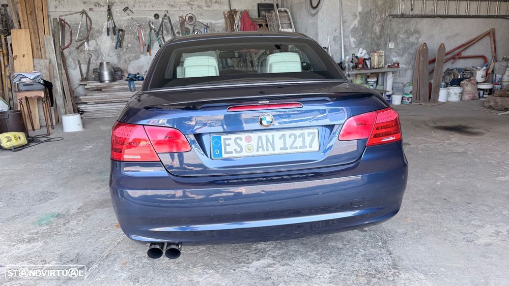 BMW 325 i Auto - 11