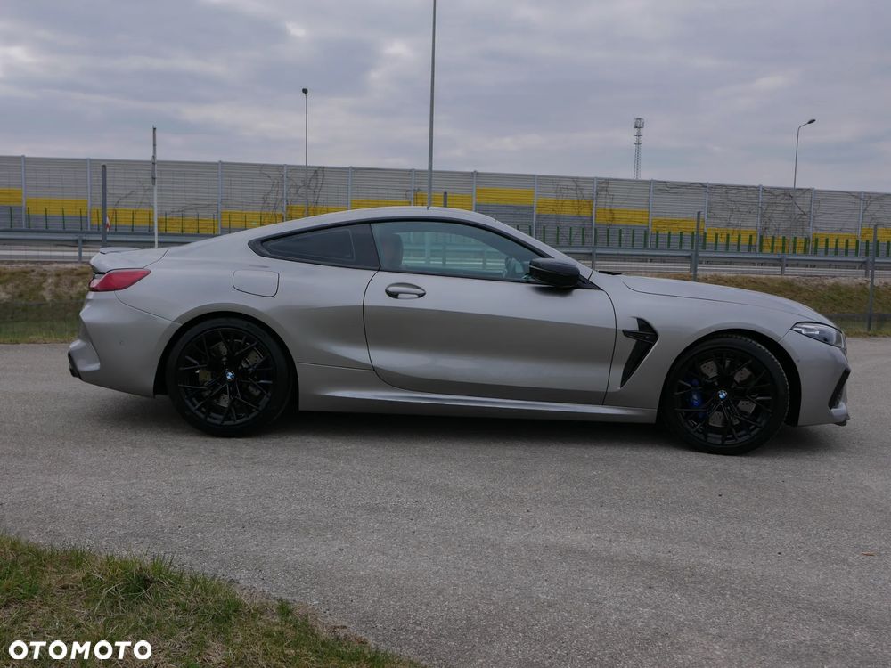 BMW M8 - 2