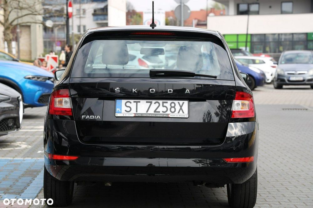 Skoda Fabia 1.0 TSI Ambition - 7