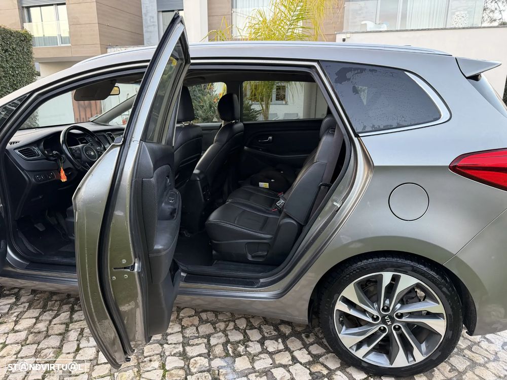 Kia Carens 1.7 CRDi ISG TX - 5