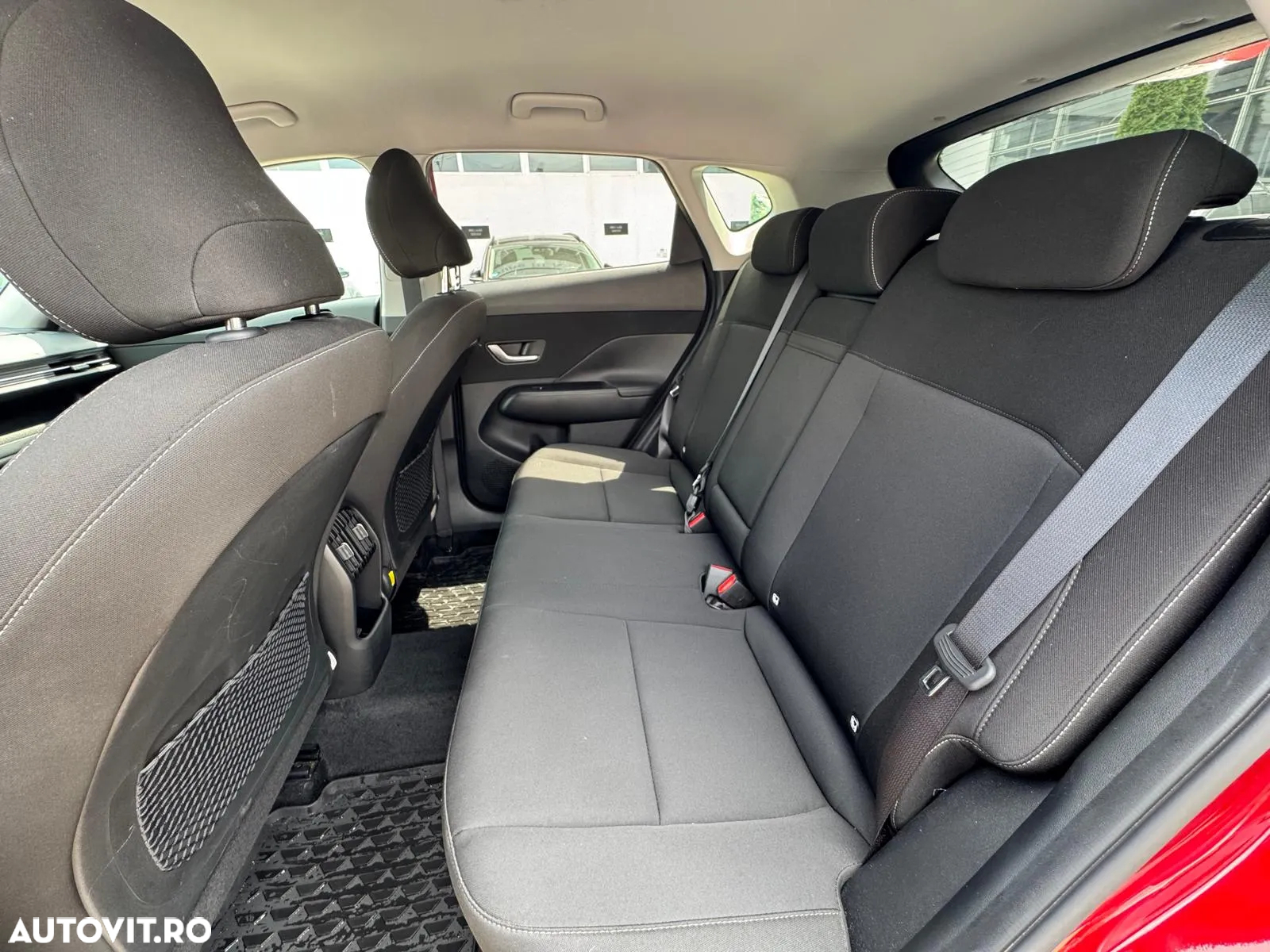 Hyundai KONA 1.0 T-GDI 120 CP 7DCT 2WD Premium - 7