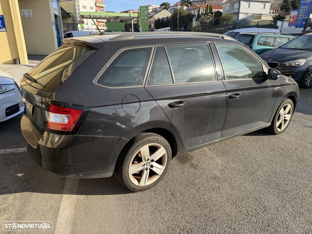 Skoda Fabia Break 1.4 TDi Ambition - 5