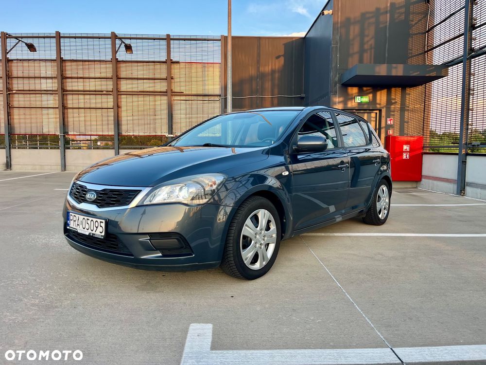 Kia Ceed 1.4 Comfort + - 3