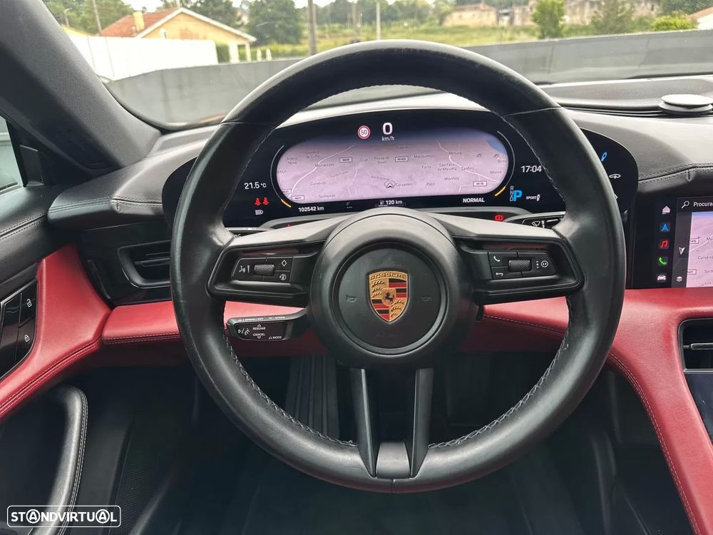Porsche Taycan 4S - 34