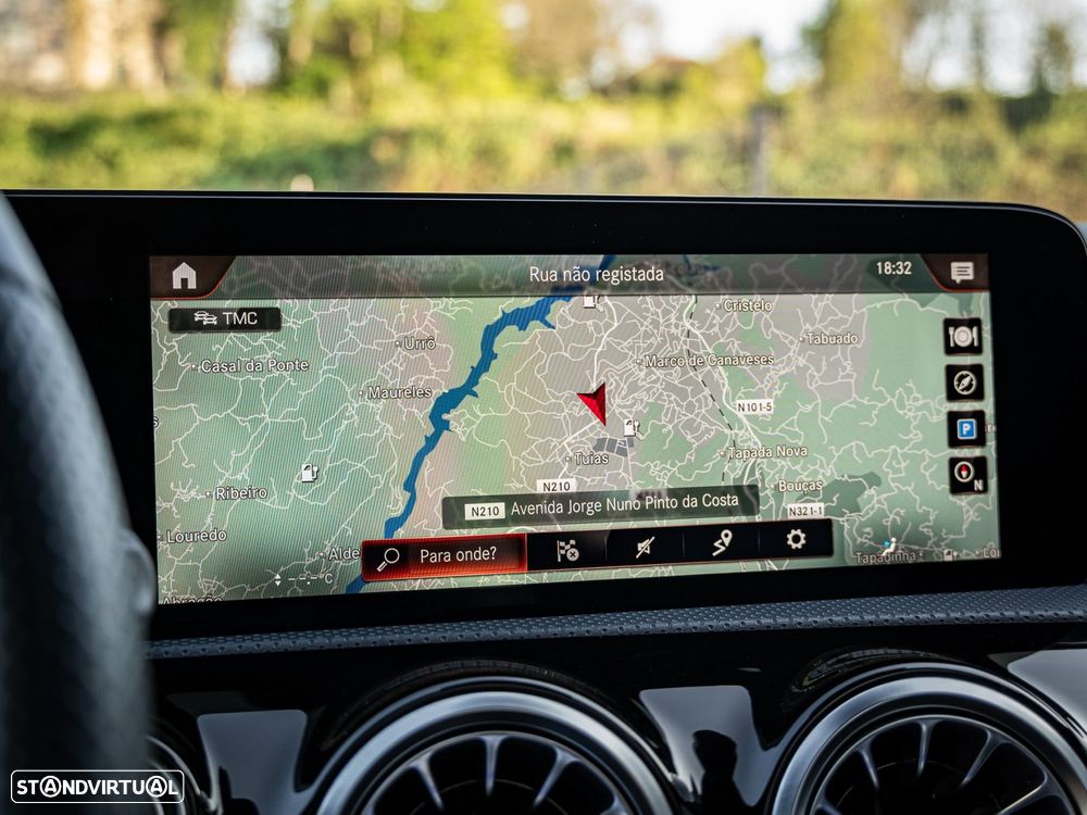 Mercedes-Benz CLA 250 - 25