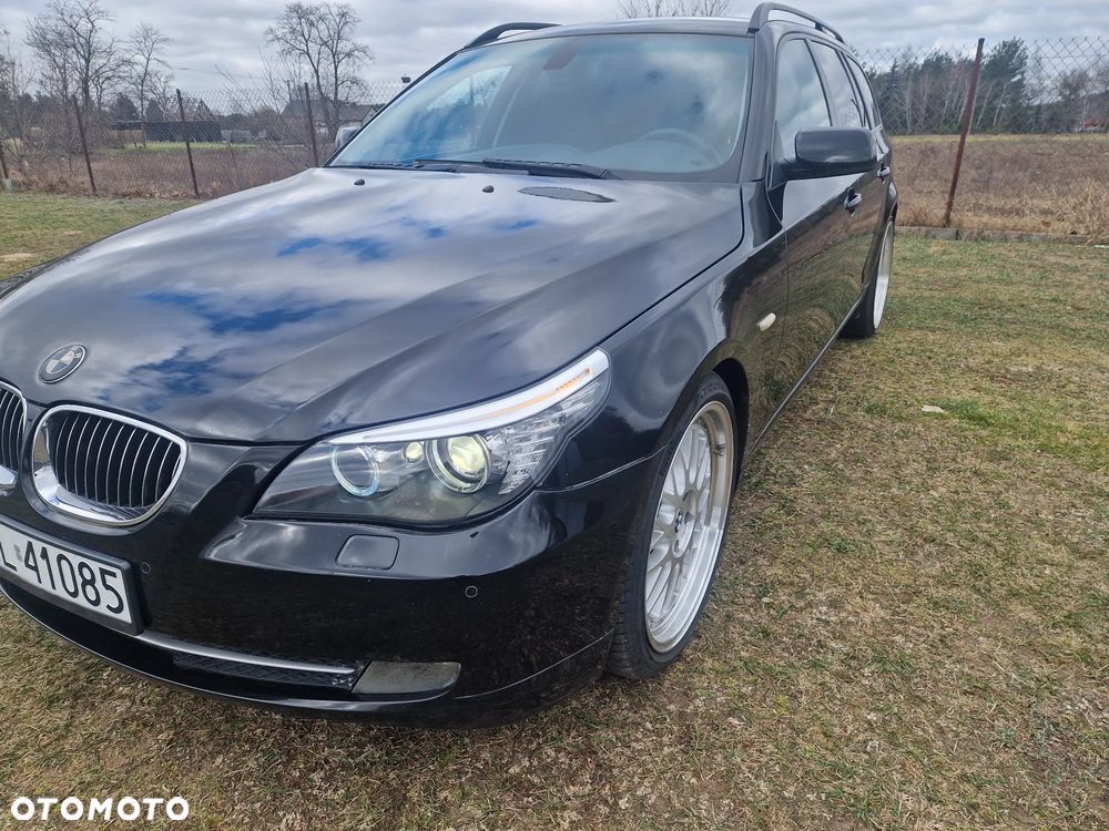 BMW Seria 5 525d - 12