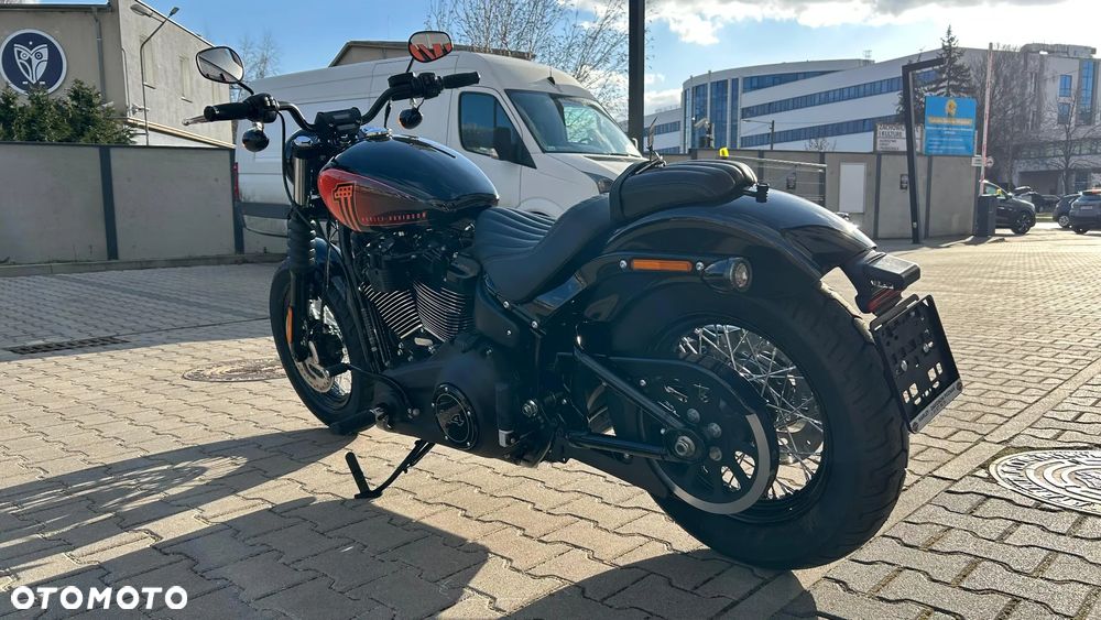 Harley-Davidson Softail Street Bob - 5