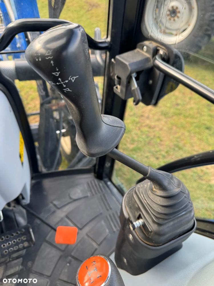 New Holland T4 75S Kompletny i Elegancki - 26