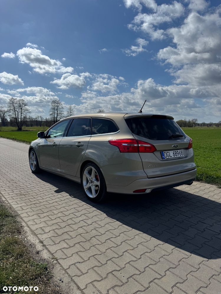 Ford Focus 2.0 TDCi Titanium ASS - 6