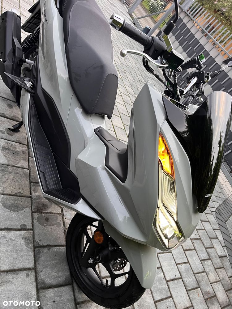 Honda PCX - 8
