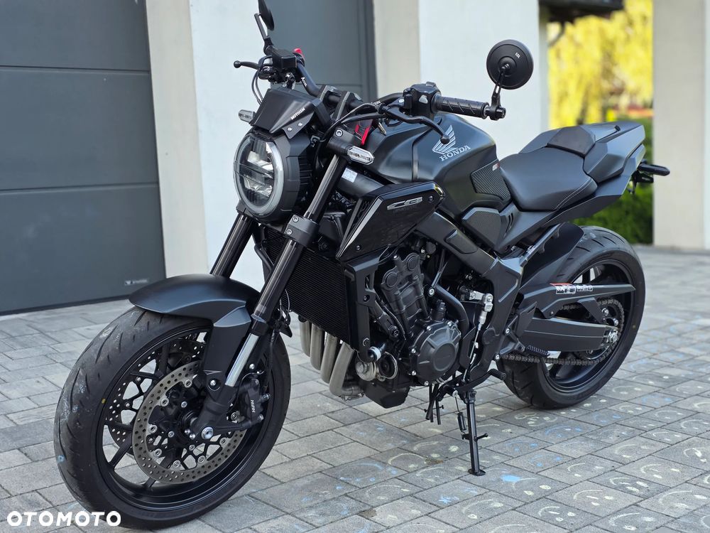 Honda CB - 24