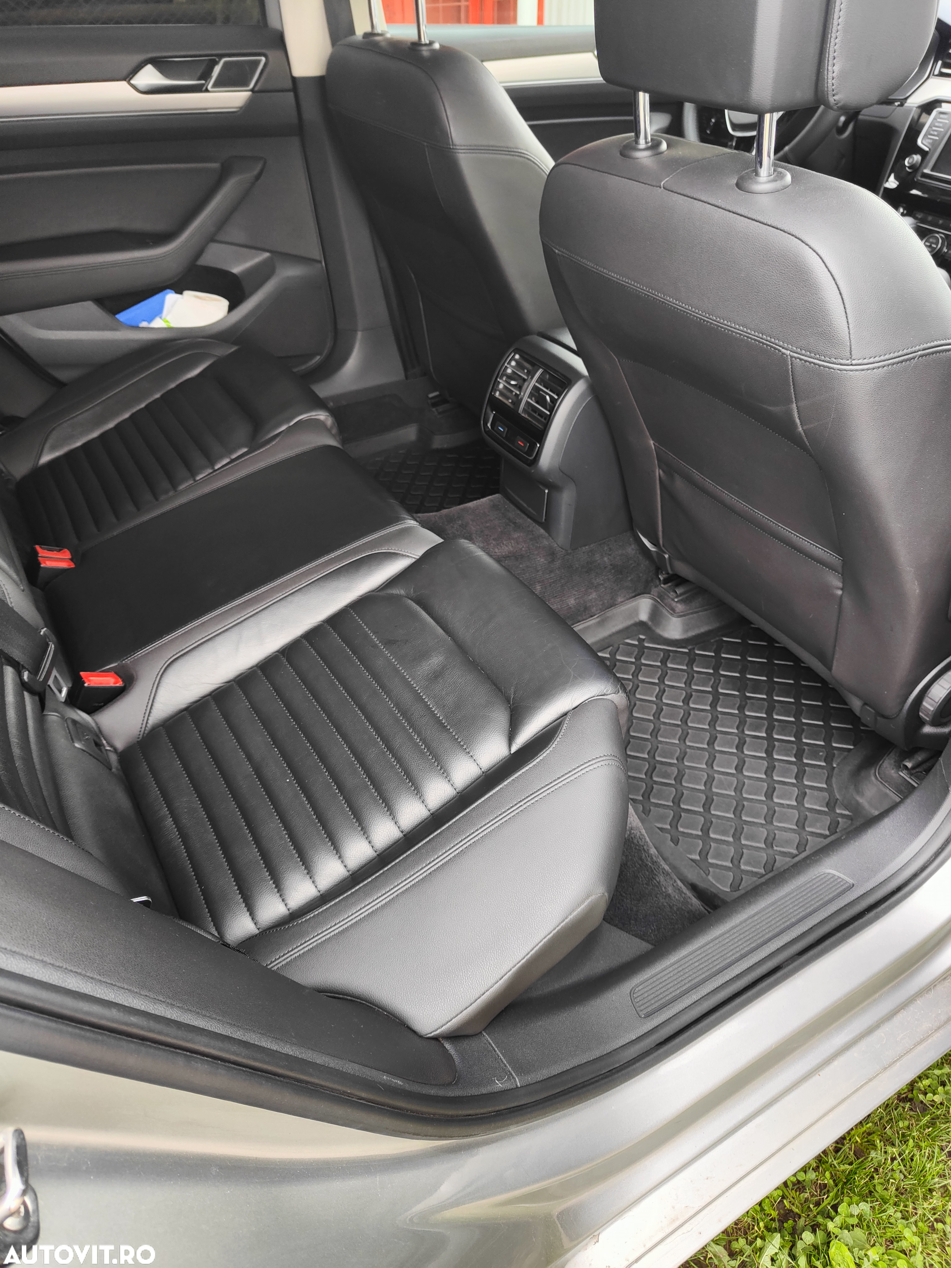 Volkswagen Passat Variant 2.0 TDI DSG Comfortline - 13