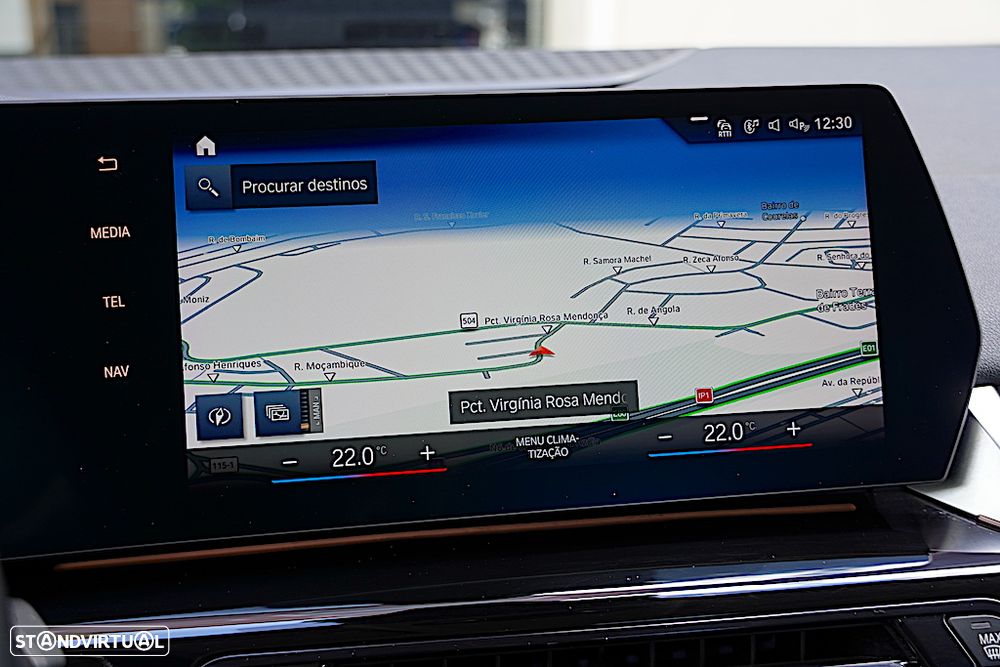 BMW 225xe Active Tourer e xDrive Edição Optimized - 37
