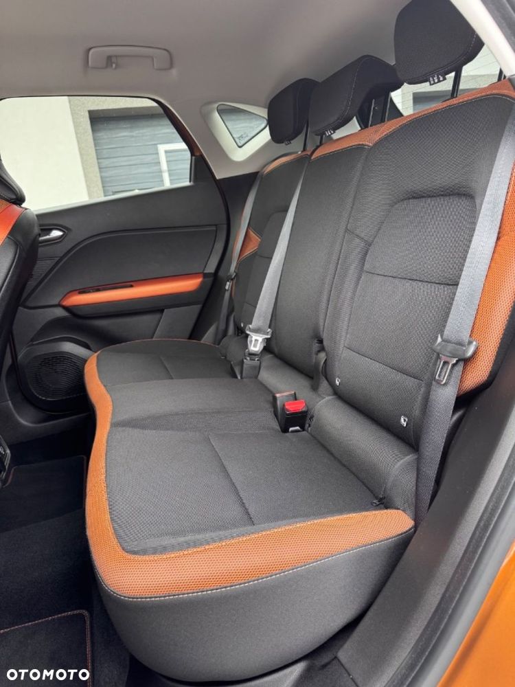 Renault Captur - 23