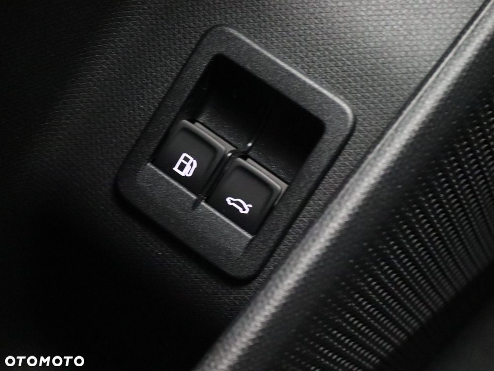 Cupra Terramar 1.5 e-Hybrid DSG VZ - 32